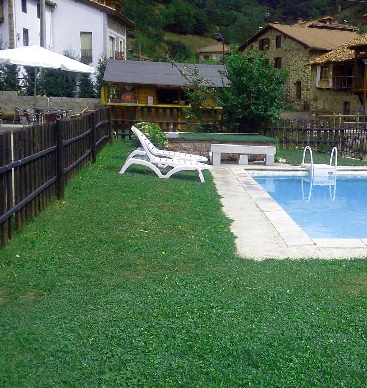 Hostal Nevandi Еспинама Екстериор снимка